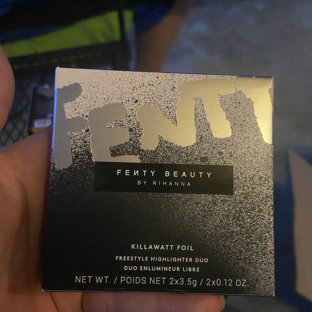 FENTY BEAUTY KILLAWATT FREESTYLE HIGHLIGHTER